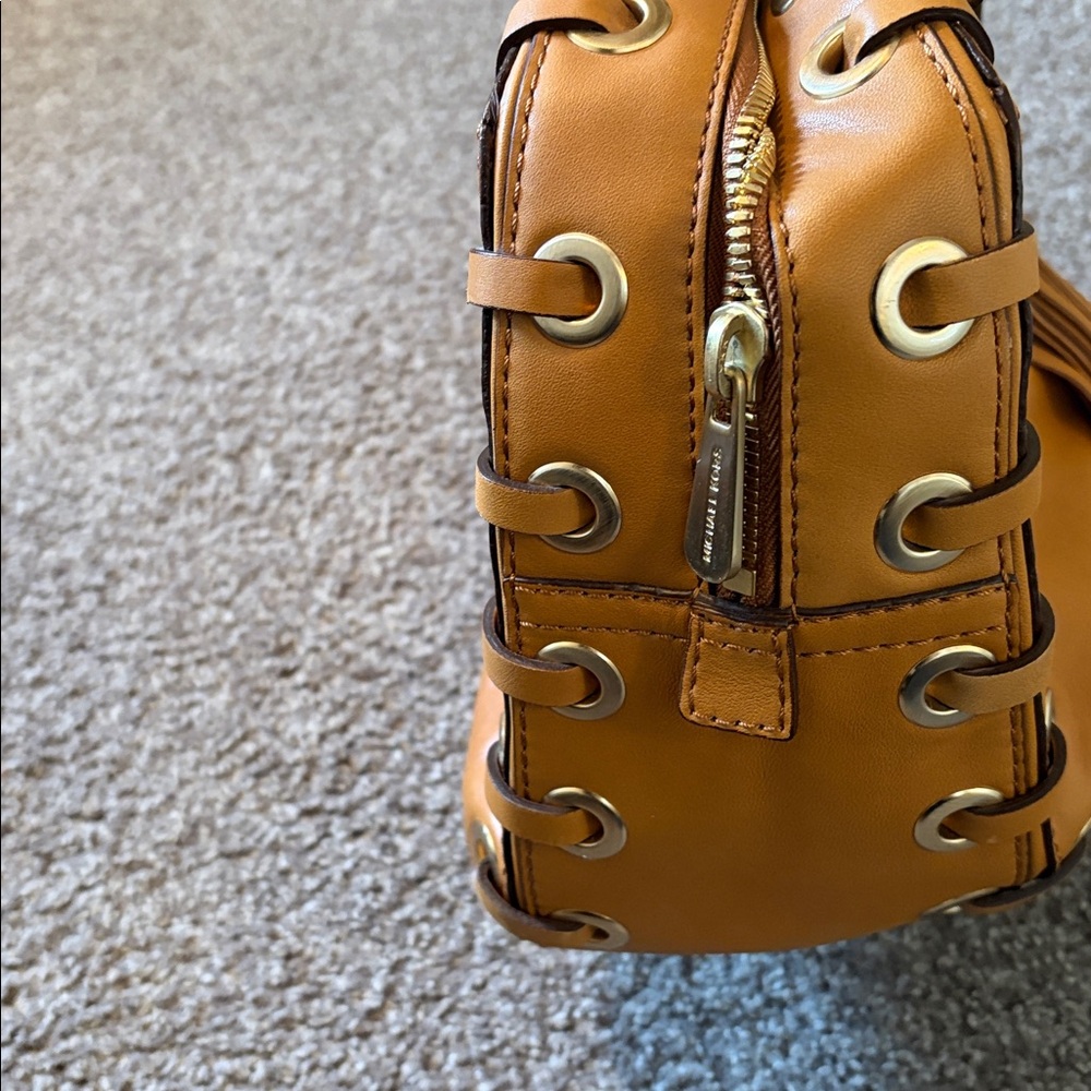 Michael Kors Brown Leather Shoulder Bag - Picture 5 of 16